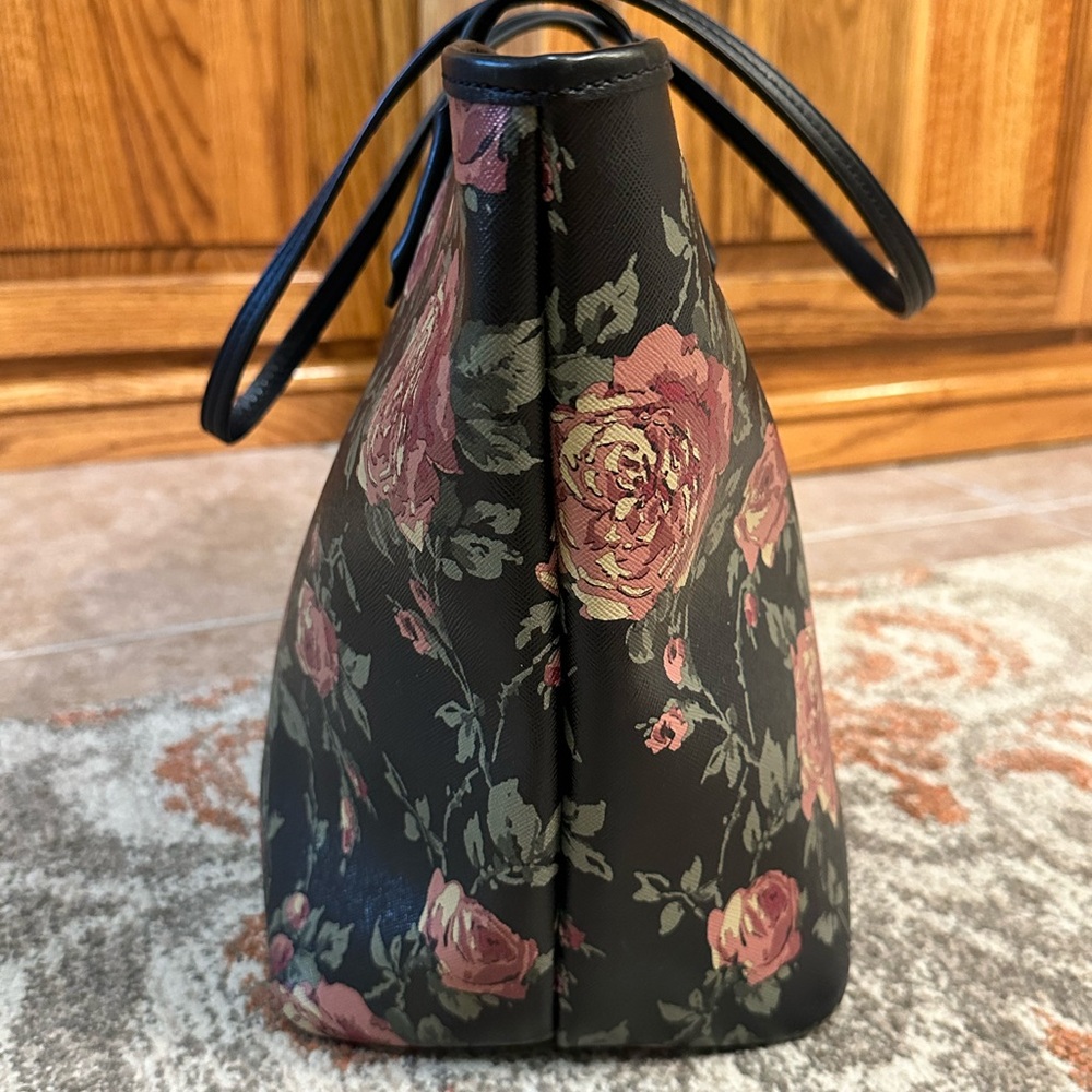 Lauren Ralph Lauren Rosebery Tote Synthetic Black Floral Print 19”x13” - Picture 3 of 9